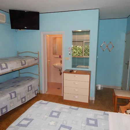 Hotel Vera Riccione Buitenkant foto