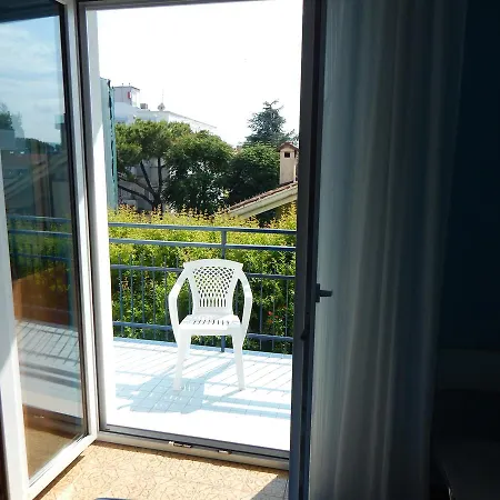 Hotel Vera Riccione Buitenkant foto