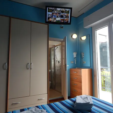 Hotel Vera Riccione Buitenkant foto